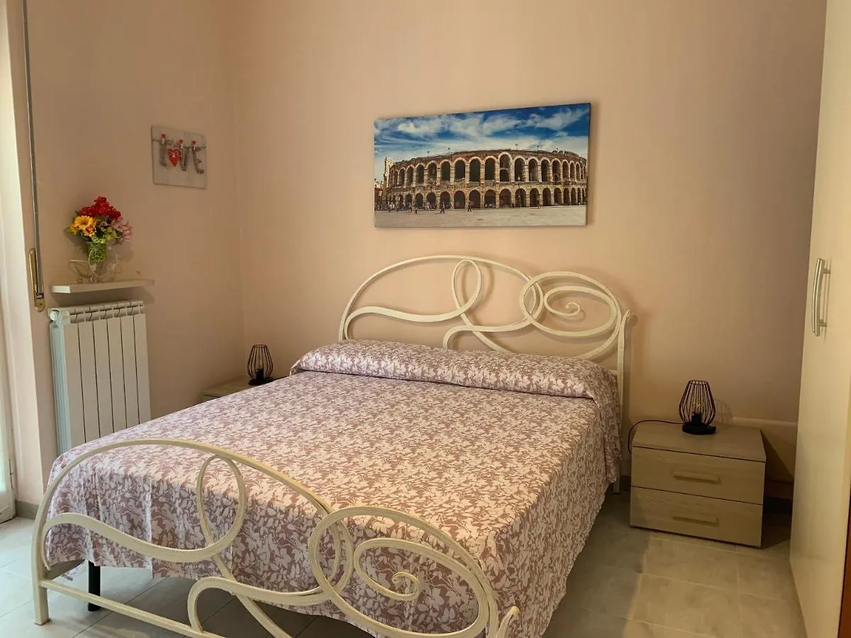La Casetta Verona 0*,